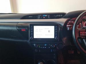 Toyota Hilux 2.8GD-6 double cab Raider auto - Image 12