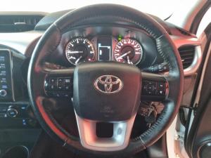 Toyota Hilux 2.8GD-6 double cab Raider auto - Image 9