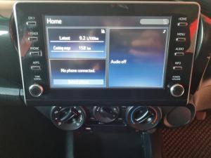 Toyota Hilux 2.4GD-6 Xtra cab Raider manual - Image 10