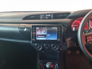 Toyota Hilux 2.4GD-6 Xtra cab Raider manual - Image 15