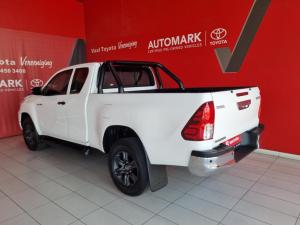 Toyota Hilux 2.4GD-6 Xtra cab Raider manual - Image 6