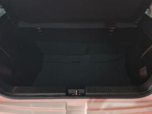 Toyota Starlet Cross 1.5 XS auto - Image 10