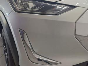 Nissan Magnite 1.0 Turbo Visia - Image 10