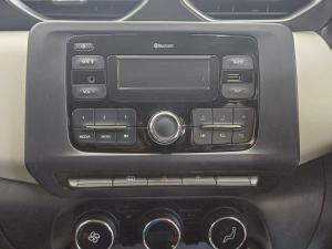 Nissan Magnite 1.0 Turbo Visia - Image 17