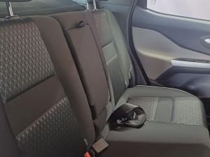 Nissan Magnite 1.0 Turbo Visia - Image 18