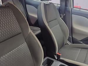 Nissan Magnite 1.0 Turbo Visia - Image 19