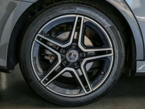 Mercedes-Benz A-Class A200 sedan AMG Line - Image 21
