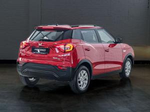 Mahindra XUV300 1.5TD W6 - Image 5