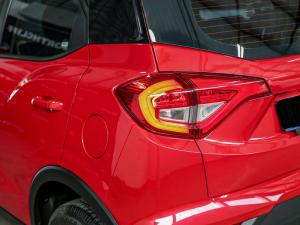 Mahindra XUV300 1.5TD W6 - Image 8