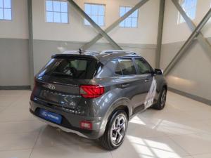 Hyundai Venue 1.0T Fluid auto - Image 8
