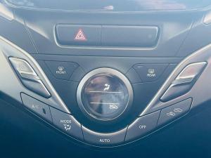 Suzuki Baleno 1.4 GLX auto - Image 16