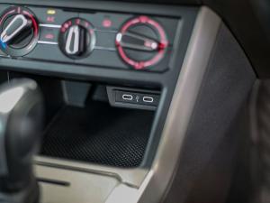 Volkswagen Polo hatch 1.0TSI Comfortline auto - Image 15