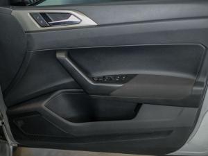 Volkswagen Polo hatch 1.0TSI Comfortline auto - Image 17