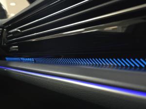 Volkswagen Touareg V6 TDI R-Line - Image 23