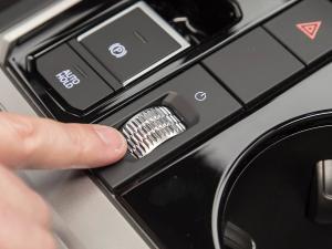 Volkswagen Touareg V6 TDI R-Line - Image 5