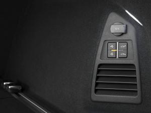 Volkswagen Touareg V6 TDI R-Line - Image 6