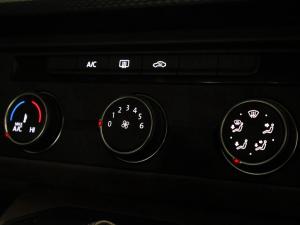 Volkswagen Transporter 2.0TDI Kombi SWB Trendline auto - Image 12