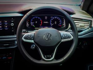 Volkswagen Polo hatch 1.0TSI R-Line - Image 16