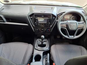 Isuzu D-Max 1.9TD double cab L manual - Image 14
