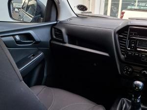Isuzu D-Max 1.9TD double cab L manual - Image 8