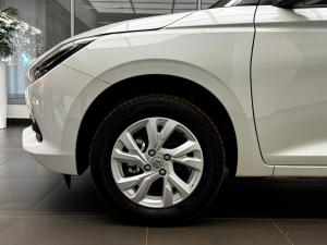Suzuki Swift 1.2 GL+ auto - Image 5