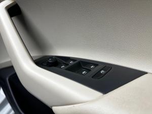 Volkswagen Polo sedan 1.6 auto - Image 23