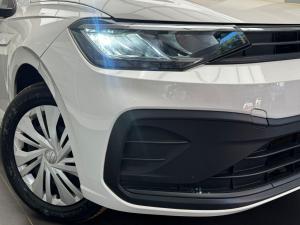 Volkswagen Polo sedan 1.6 auto - Image 4