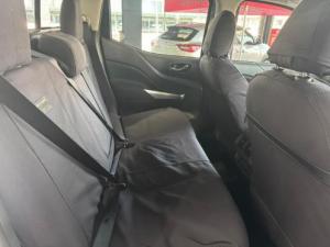 Nissan Navara 2.5DDTi double cab LE - Image 12