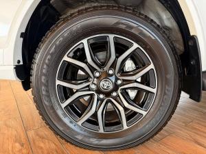 Toyota Fortuner 2.8GD-6 4x4 GR-Sport - Image 10