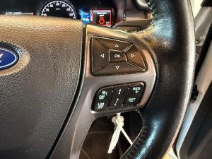 Ford Everest 3.2TDCi 4WD XLT - Image 12