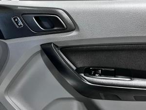 Ford Ranger 2.2TDCi SuperCab Hi-Rider XL auto - Image 16