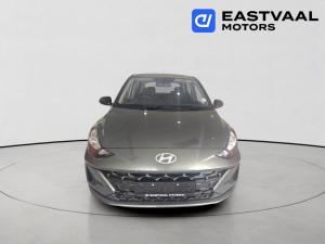 Hyundai Grand i10 1.0 Premium hatch - Image 2