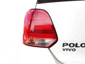 Volkswagen Polo Vivo hatch 1.6 Comfortline auto - Image 11