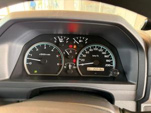 Toyota Land Cruiser 79 4.5D-4D LX V8 single cab - Image 13