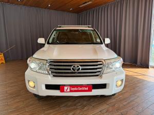 Toyota Land Cruiser 200 4.5D-4D V8 VX - Image 2