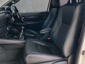Toyota Hilux 2.8GD-6 Xtra cab Legend 50 - Image 10