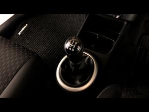 Toyota Vitz 1.0 XR manual - Image 15
