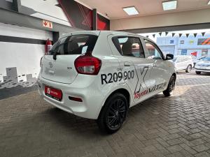 Toyota Vitz 1.0 XR manual - Image 2