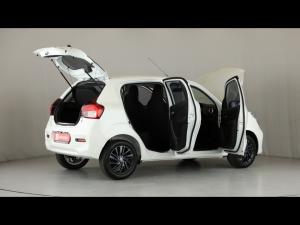 Toyota Vitz 1.0 XR auto - Image 16