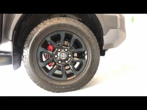 Toyota Hilux 2.8GD-6 double cab 4x4 Legend auto - Image 17