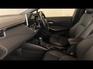 Toyota Corolla 1.8 Hybrid XR - Image 7