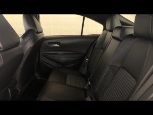 Toyota Corolla 1.8 Hybrid XR - Image 11