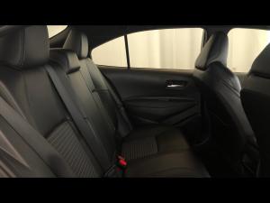 Toyota Corolla 1.8 Hybrid XR - Image 12