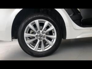 Toyota Corolla 1.8 Hybrid XR - Image 20