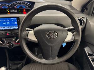Toyota Etios hatch 1.5 Sprint - Image 8