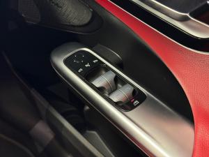 Mercedes-Benz C-Class C43 - Image 17
