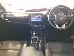 Toyota Hilux 2.8GD-6 double cab Raider auto - Image 6