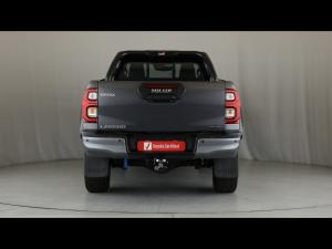 Toyota Hilux 2.8GD-6 Xtra cab Legend auto - Image 5