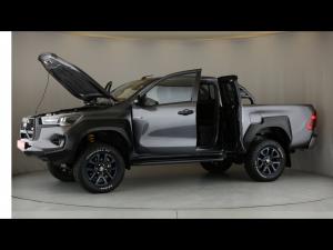Toyota Hilux 2.8GD-6 Xtra cab Legend auto - Image 27