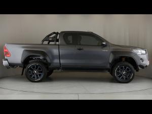Toyota Hilux 2.8GD-6 Xtra cab Legend auto - Image 3